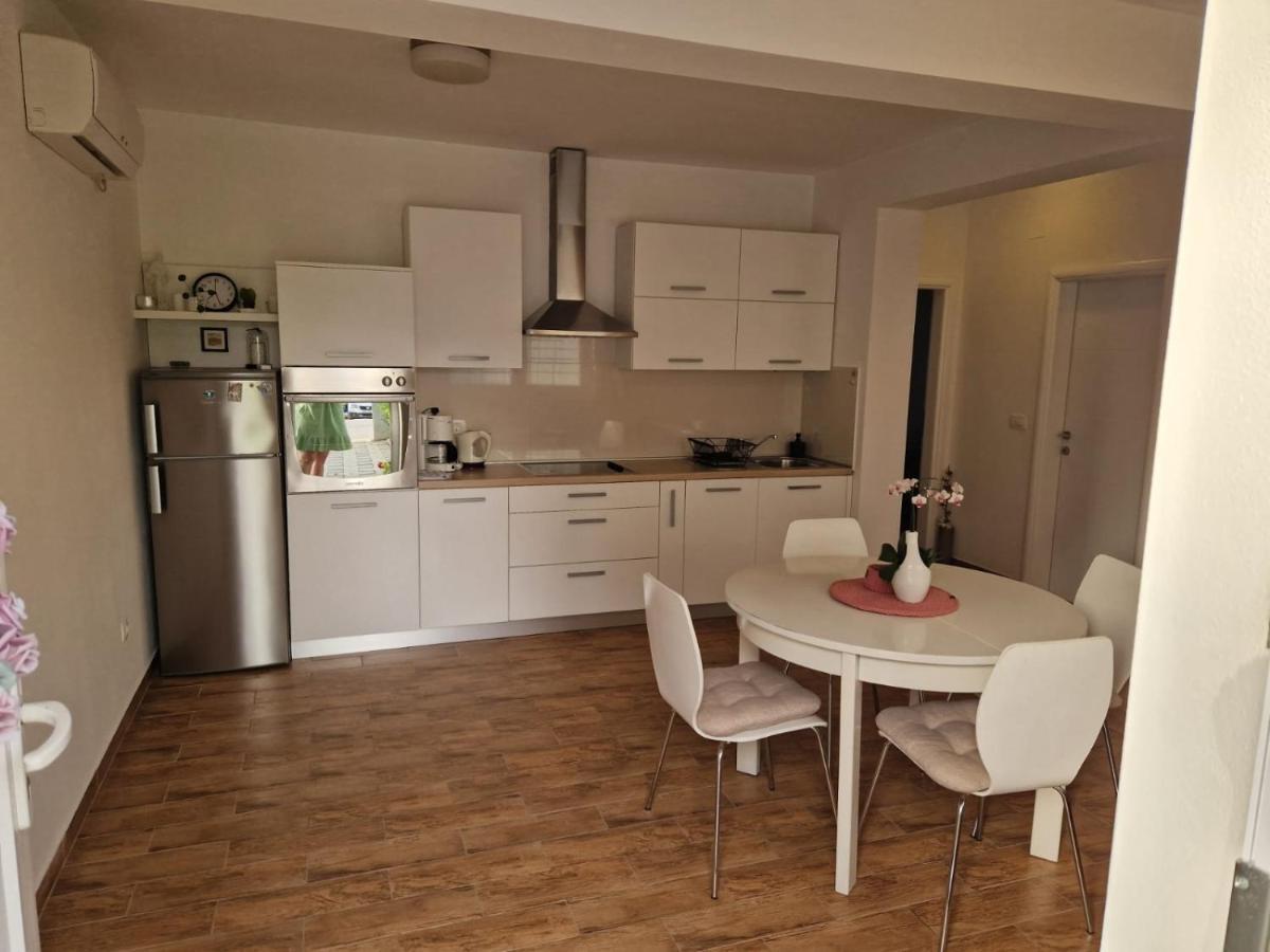 ביוגראד נה מורו Apartment Dome מראה חיצוני תמונה